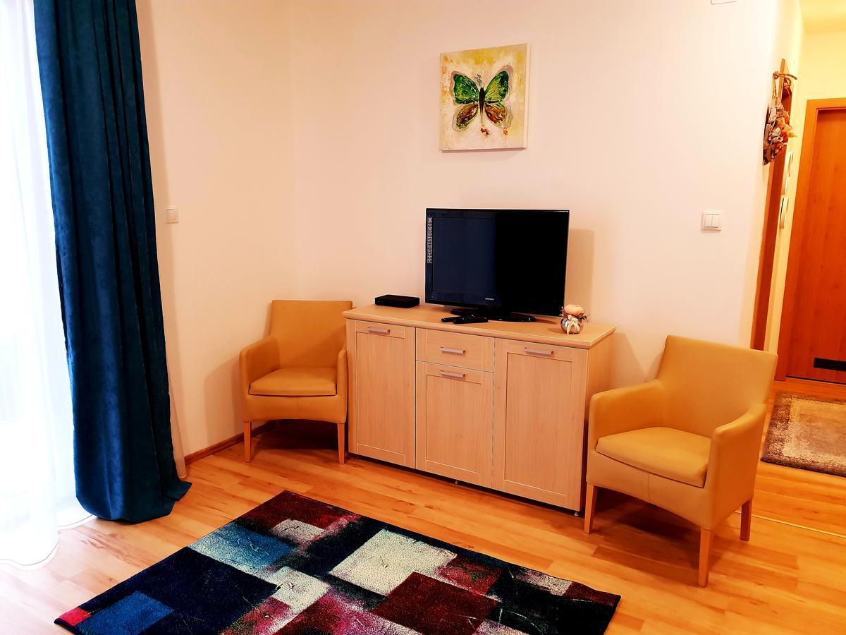 Vagabond Apartman Мишкольц Экстерьер фото